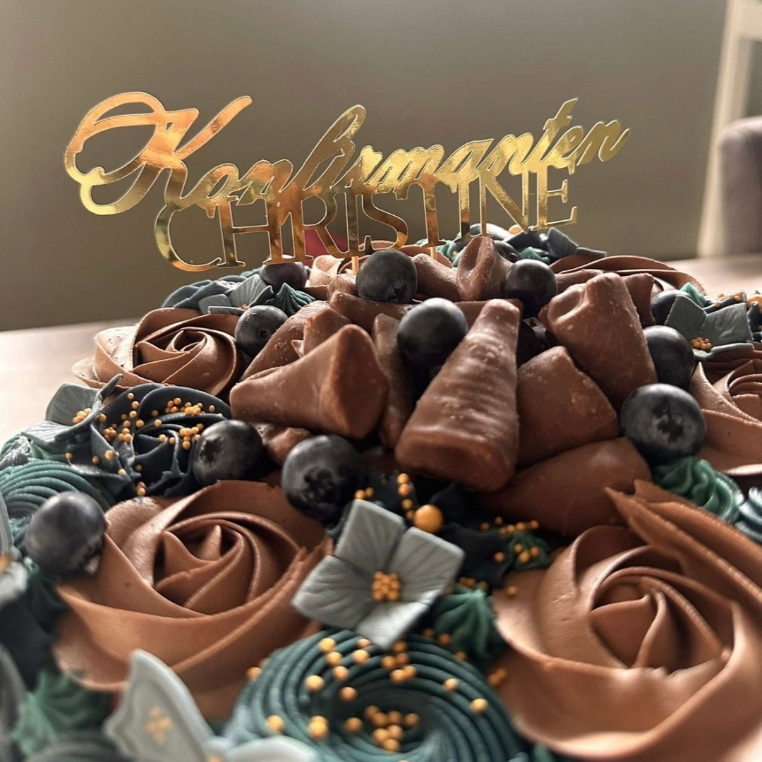 Personlig kakepynt med navn – cake topper i gull, sølv eller rosegull